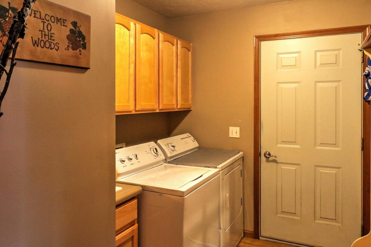 Roomy House On 2 Acres - 2 Mi To Egg Harbor Beach! 외부 사진